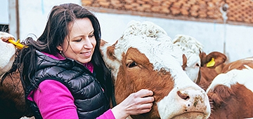 absolventka-zlata-ronzova-madrova.jpg absolventka-zlata-ronzova-madrova.jpg